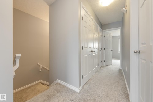22123 88 Avenue Nw, Edmonton, AB - Indoor Photo Showing Other Room
