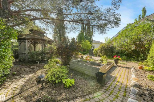 110 Weaver Drive Nw, Edmonton, AB 