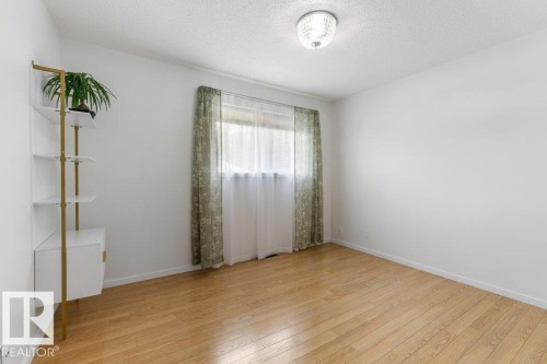 2 Mill Drive, St. Albert, AB - Indoor Photo Showing Other Room