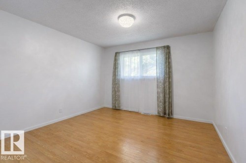 2 Mill Drive, St. Albert, AB - Indoor Photo Showing Other Room