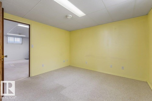 2 Mill Drive, St. Albert, AB - Indoor Photo Showing Other Room