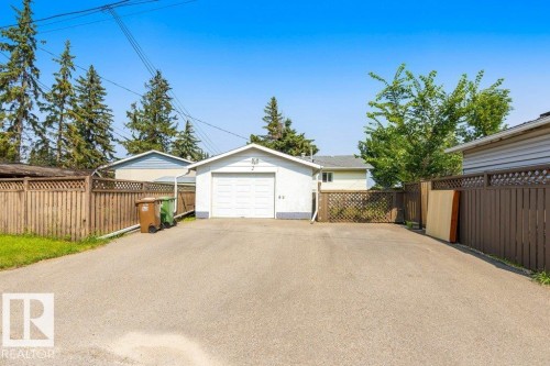 2 Mill Drive, St. Albert, AB - Outdoor With Exterior