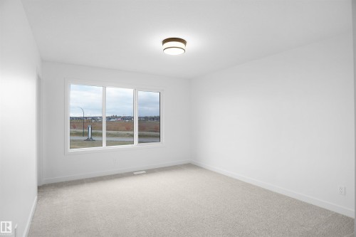 19446 22A Avenue Nw, Edmonton, AB - Indoor Photo Showing Other Room