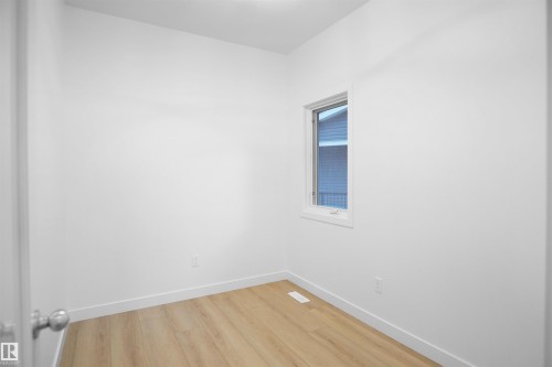19446 22A Avenue Nw, Edmonton, AB - Indoor Photo Showing Other Room