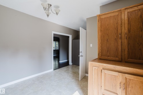12811 117 Avenue Nw, Edmonton, AB - Indoor Photo Showing Other Room