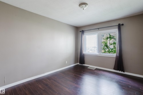 12811 117 Avenue Nw, Edmonton, AB - Indoor Photo Showing Other Room