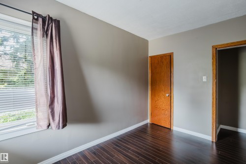 12811 117 Avenue Nw, Edmonton, AB - Indoor