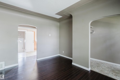 12811 117 Avenue Nw, Edmonton, AB - Indoor Photo Showing Other Room