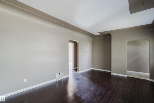 12811 117 Avenue Nw, Edmonton, AB - Indoor Photo Showing Other Room