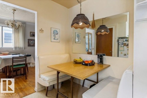 10731 148 Street Nw, Edmonton, AB - Indoor Photo Showing Dining Room