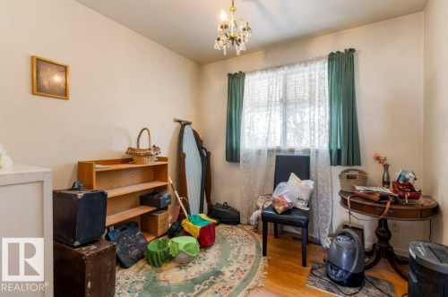 10731 148 Street Nw, Edmonton, AB - Indoor