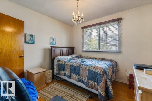 10731 148 Street Nw, Edmonton, AB - Indoor Photo Showing Bedroom