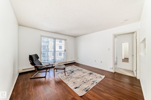 #320 9620 174 St Nw, Edmonton, AB - Indoor Photo Showing Other Room