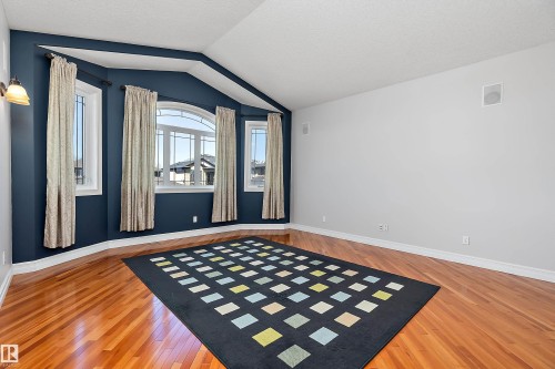17807 111 Street Nw, Edmonton, AB - Indoor