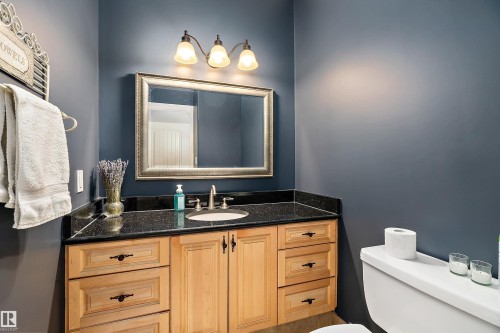 17807 111 Street Nw, Edmonton, AB - Indoor Photo Showing Bathroom