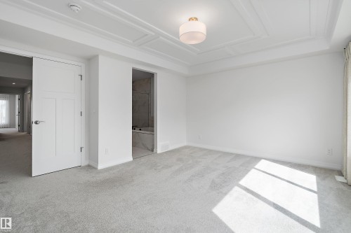 3249 Dixon Way Sw, Edmonton, AB - Indoor Photo Showing Other Room