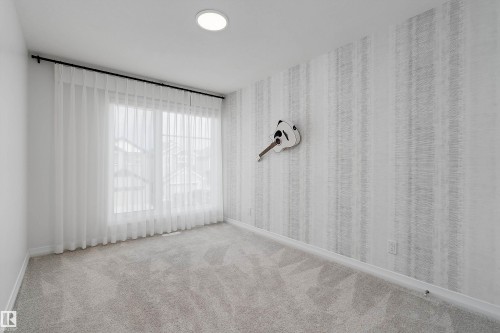 3249 Dixon Way Sw, Edmonton, AB - Indoor Photo Showing Other Room