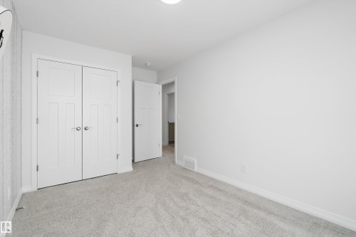 3249 Dixon Way Sw, Edmonton, AB - Indoor Photo Showing Other Room