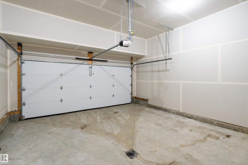 3249 Dixon Way Sw, Edmonton, AB - Indoor Photo Showing Garage