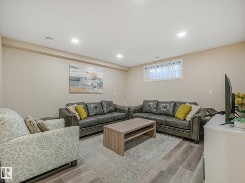 #48 1780 Glastonbury Bv Nw, Edmonton, AB - Indoor Photo Showing Basement