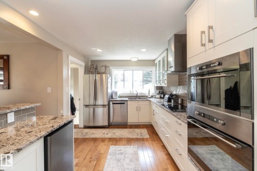 10623 75 Street Nw, Edmonton, AB - Indoor Photo Showing Kitchen With Upgraded Kitchen