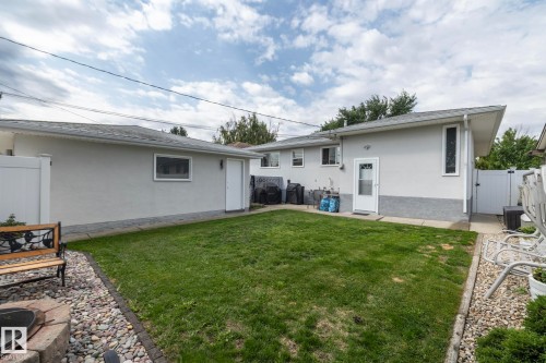 10623 75 Street Nw, Edmonton, AB - Outdoor