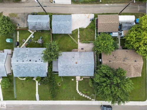 10623 75 Street Nw, Edmonton, AB - 
