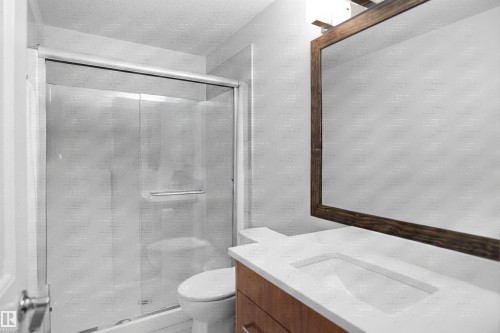 #46 2803 14 Av Nw, Edmonton, AB - Indoor Photo Showing Bathroom
