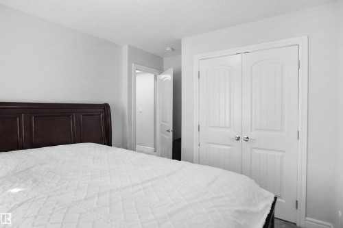#46 2803 14 Av Nw, Edmonton, AB - Indoor Photo Showing Bedroom