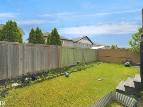 16903 54 Street Nw, Edmonton, AB - Outdoor