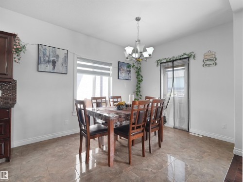 16903 54 Street Nw, Edmonton, AB - Indoor Photo Showing Dining Room