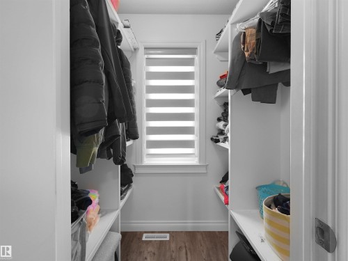 16903 54 Street Nw, Edmonton, AB - Indoor With Storage