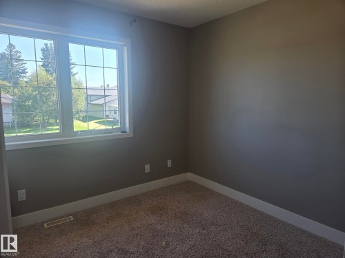 Cold Lake, AB - Indoor Photo Showing Other Room
