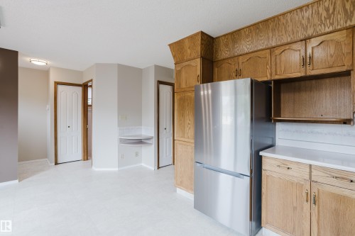 9220 92 Street Nw, Edmonton, AB - Indoor Photo Showing Other Room