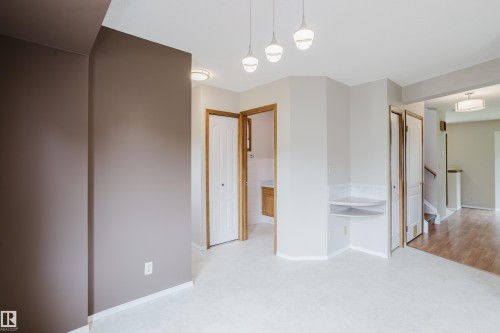 9220 92 Street Nw, Edmonton, AB - Indoor Photo Showing Other Room
