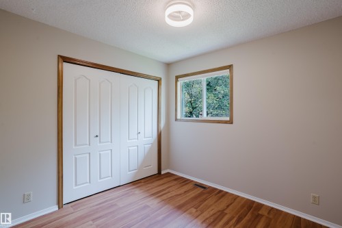 9220 92 Street Nw, Edmonton, AB - Indoor Photo Showing Other Room