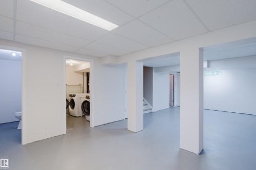9220 92 Street Nw, Edmonton, AB - Indoor Photo Showing Laundry Room