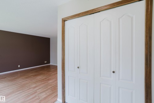 9220 92 Street Nw, Edmonton, AB - Indoor Photo Showing Other Room