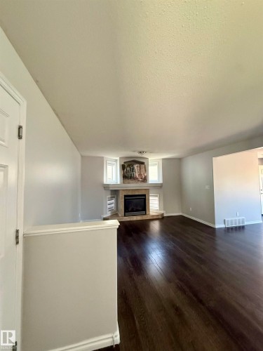 76 Bonin Crescent, Beaumont, AB - Indoor