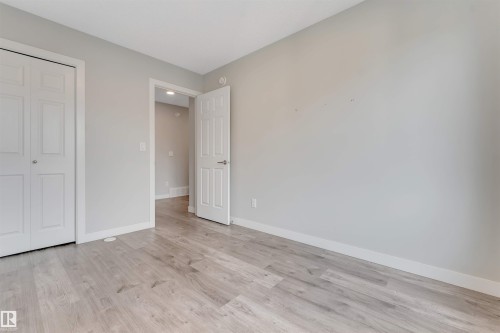 #21 11910 35 Av Sw, Edmonton, AB - Indoor Photo Showing Other Room