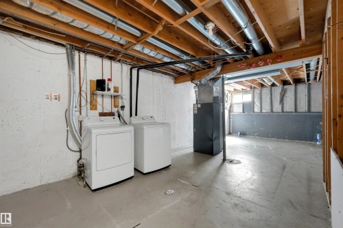 12080 25 Avenue Nw, Edmonton, AB - Indoor Photo Showing Laundry Room