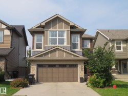 3233 WINSPEAR Crescent SW  Edmonton, AB T6X 1S7