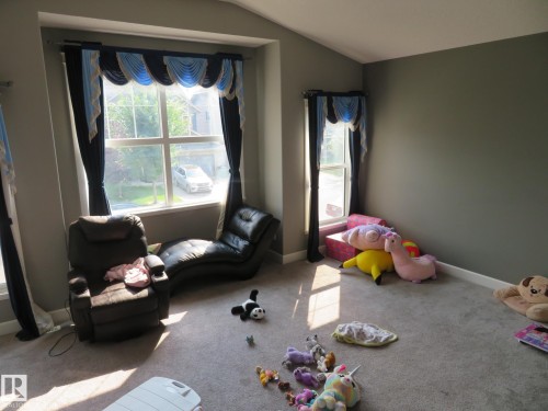 Additional content - 3233 Winspear Crescent Sw, Edmonton, AB - Indoor Photo Showing Living Room