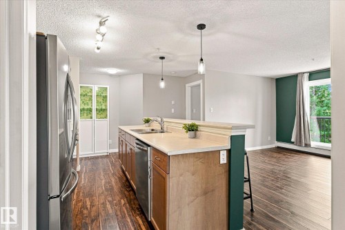#240 1180 Hyndman Rd Nw, Edmonton, AB 