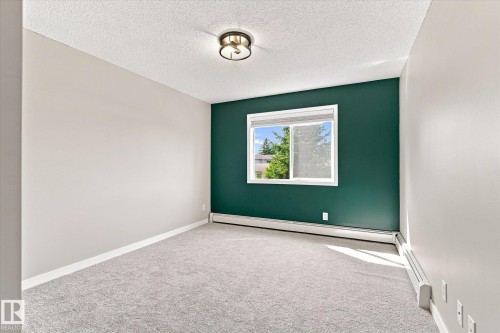 #240 1180 Hyndman Rd Nw, Edmonton, AB 