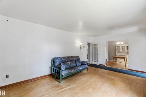 Additional content - 11710 94 Street Nw, Edmonton, AB - Indoor