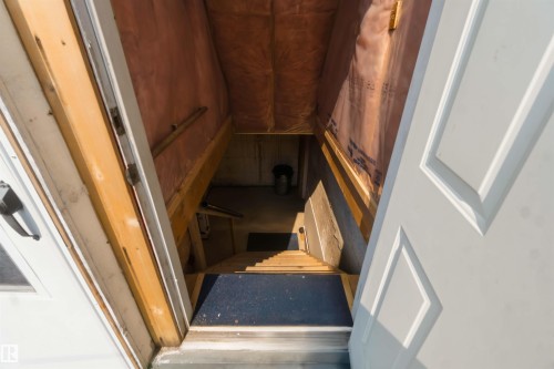 Additional content - 11710 94 Street Nw, Edmonton, AB - Indoor Photo Showing Other Room