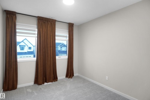 7100 51 Avenue, Beaumont, AB - Indoor Photo Showing Other Room