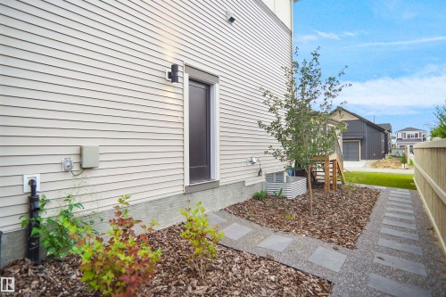 7100 51 Avenue, Beaumont, AB - Outdoor