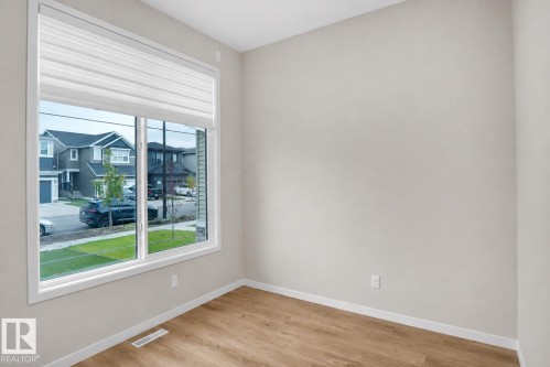 7100 51 Avenue, Beaumont, AB - Indoor Photo Showing Other Room